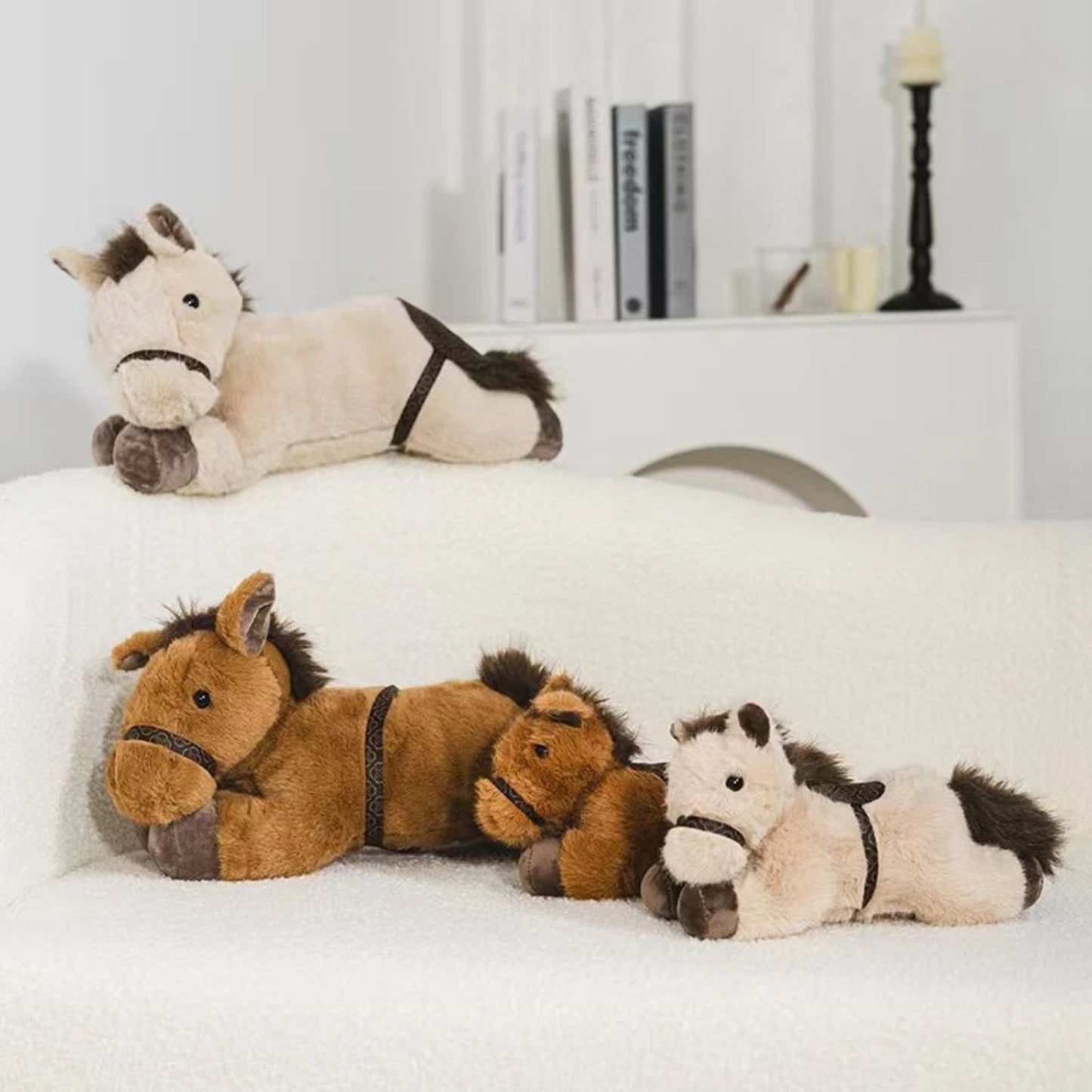 Peluche cheval à monter